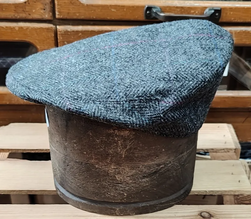  Lawrence and Foster Garforth Cap 8336-Moons-1