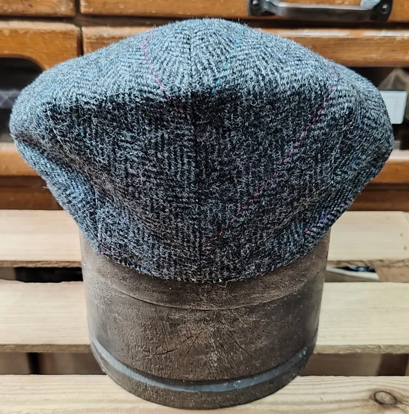  Lawrence and Foster Garforth Cap 8336-Moons-2