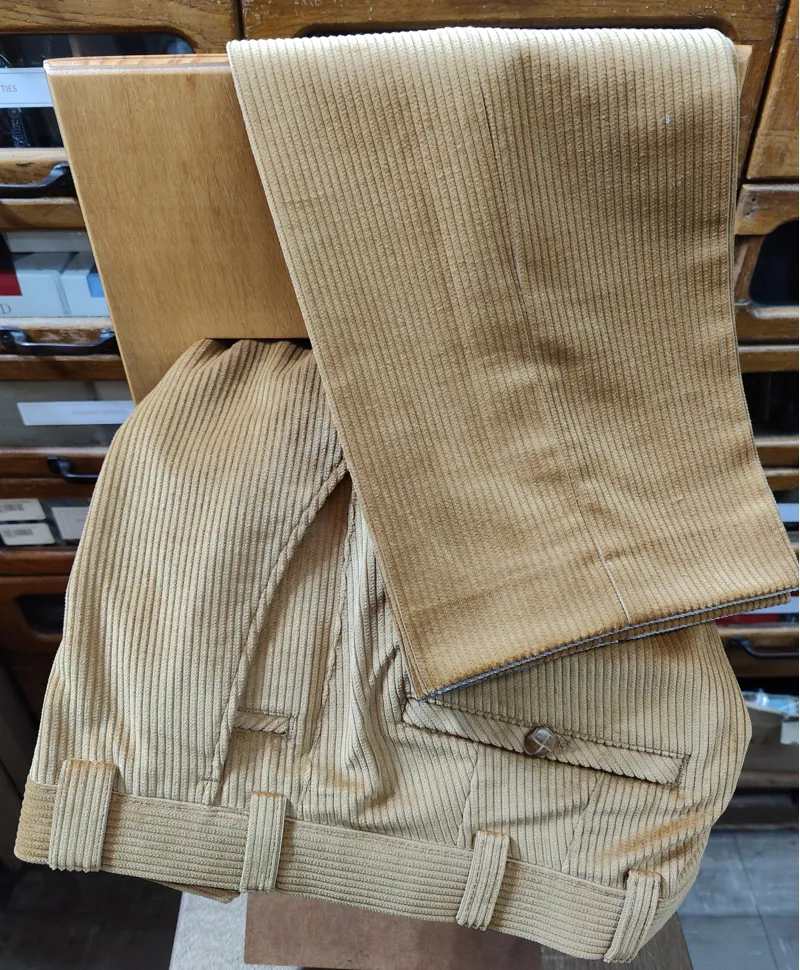 Meyer Roma Cord Corn 2-437/44 