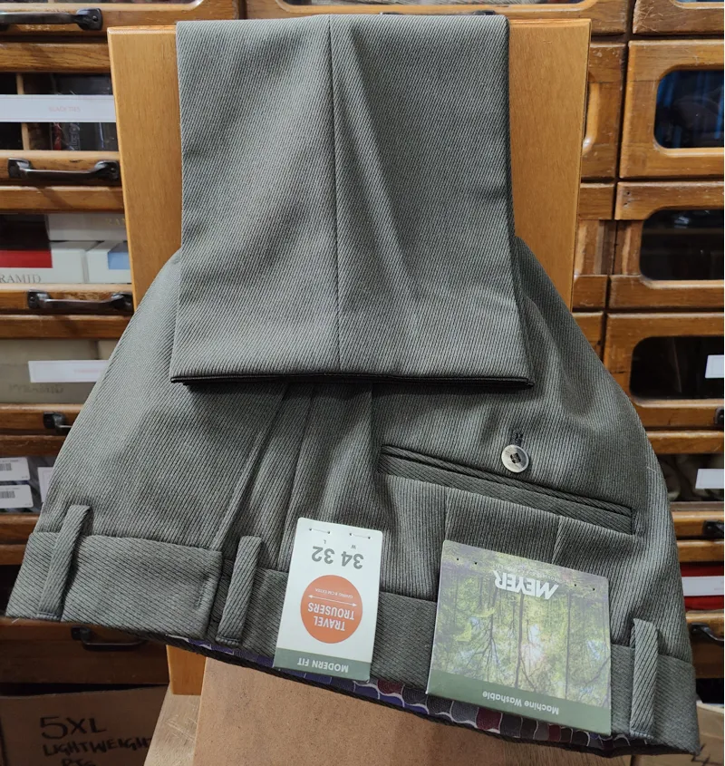 Meyer Oslo Cavalry Twill Dark Green 2-111/28  