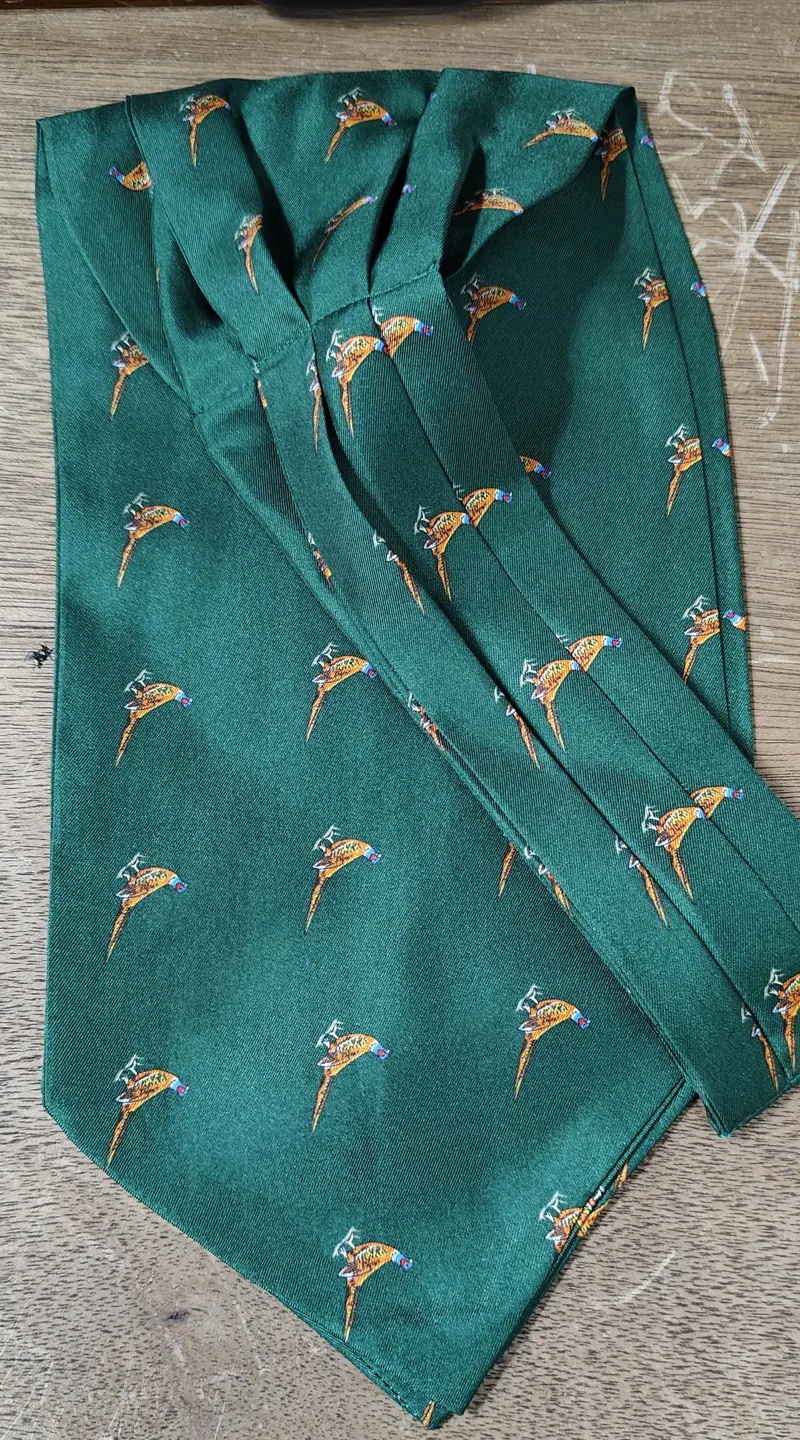 P.L Sells Silk Cravat Pheasant Green C100 