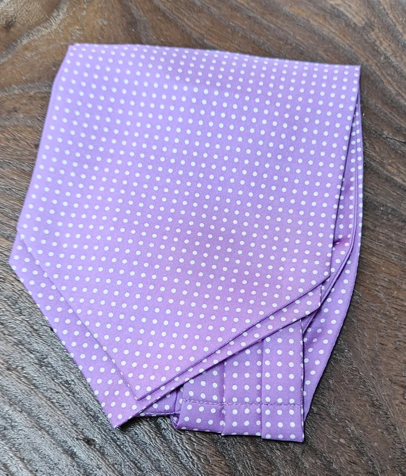 P.L. Sells Silk Cravat Lilac Spot